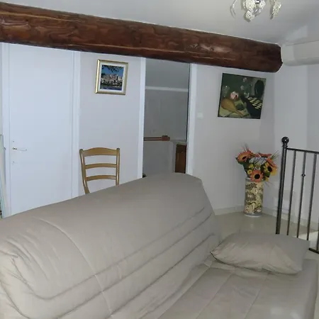 Ubassy Holiday home *