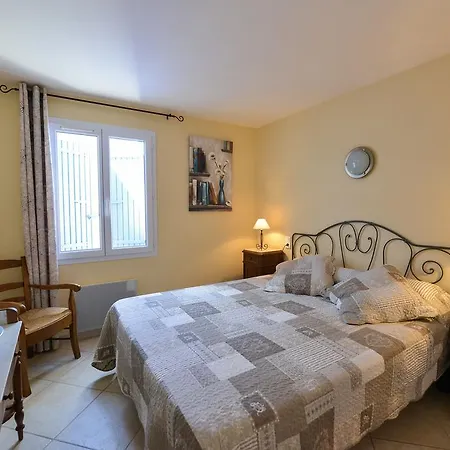 Ubassy Holiday home Grillon