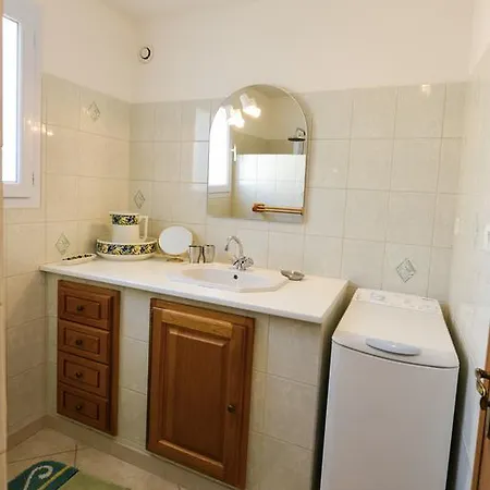 Ubassy Holiday home